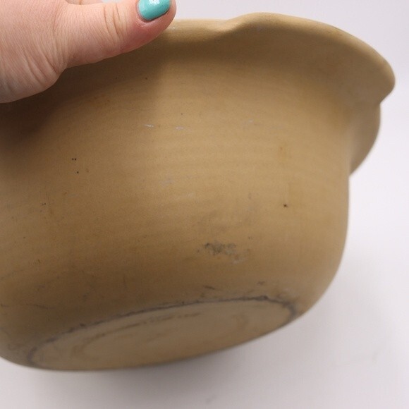 Pampered Chef Family Heritage 13" Stoneware Baking Serving Bowl - Picture 11 of 13